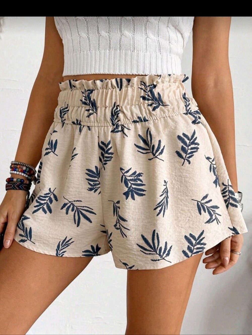 NWOT LanaWest Smocked Elastic Waist Linen Look Shorts, L (8/10), Blue & Beige